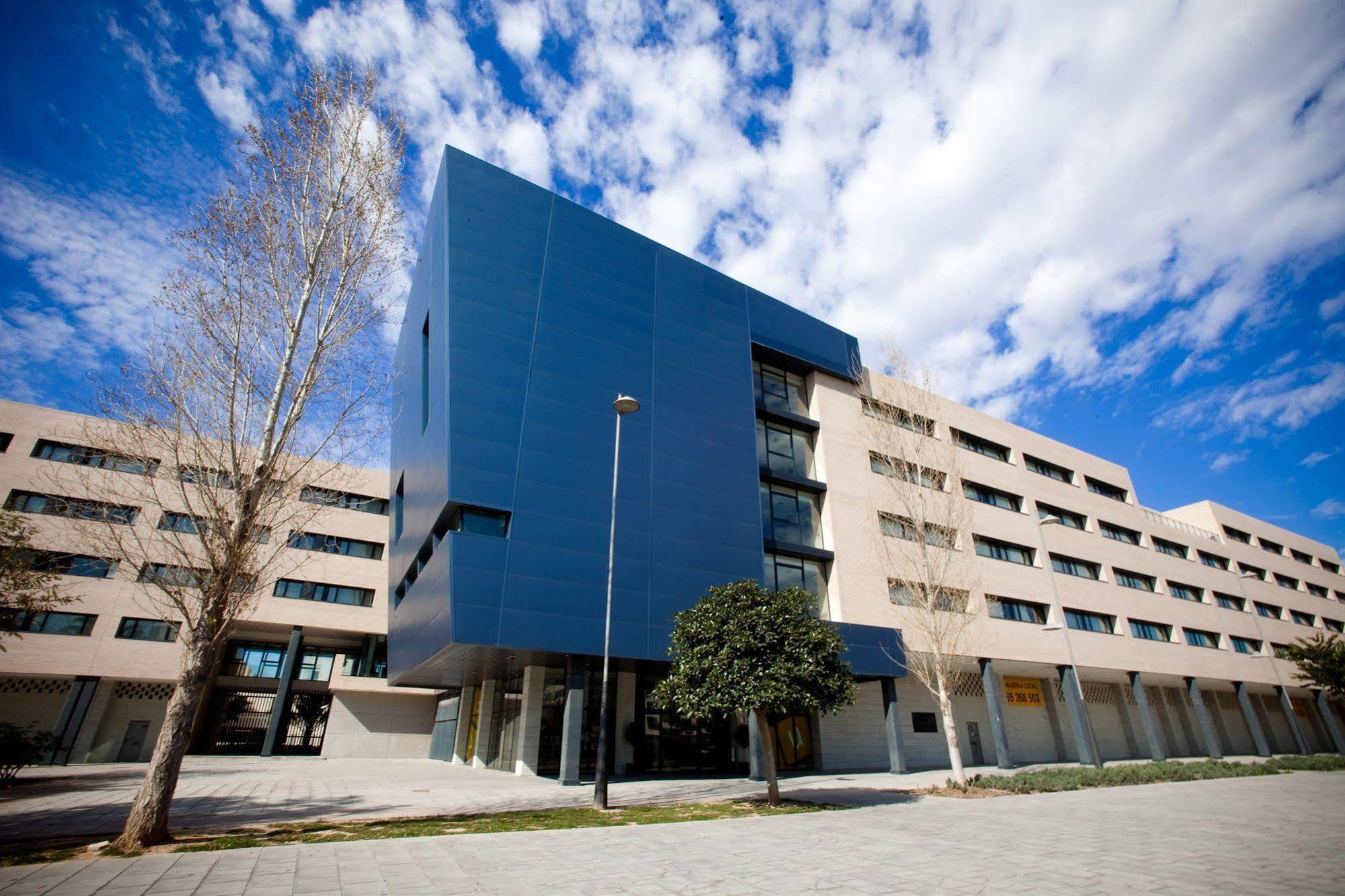 Villa Alojamiento Y Congresos - Villa Universitaria San Vicente Raspeig Exteriér fotografie